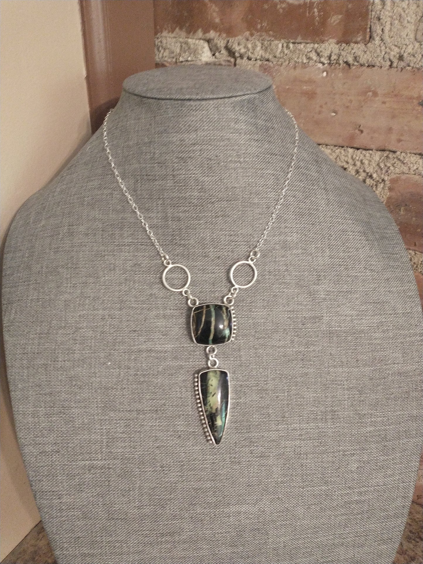 Beautiful Cristo Ribbon Variscite Necklace